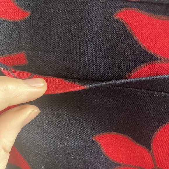 Banana Republic Sloan Ankle Pants Trouser Floral Blue Red Womens Size 8S Short - Picture 4 of 14